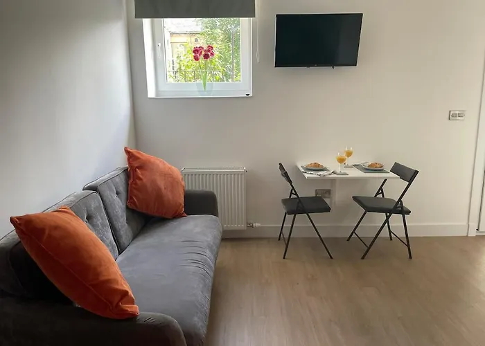 Modern Apartment, Access To Holyrood & Апартаменты