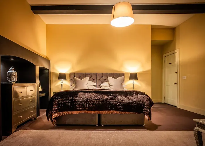 Bed & Breakfast Six Brunton Place