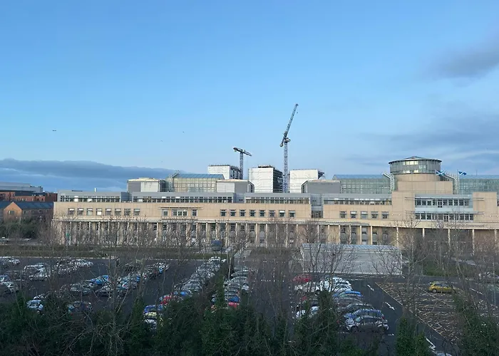 דירה Spacious 2br, 2 Bath - Ideal For Families & Groups - Centre Gem אדינבורו