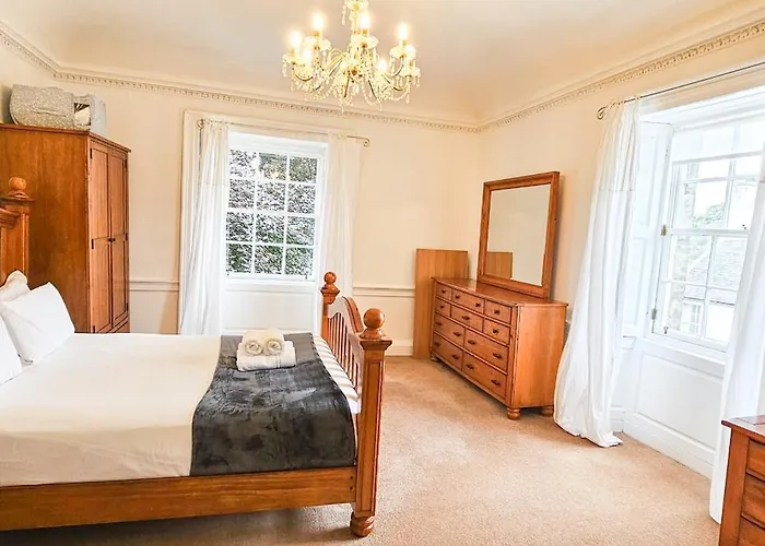Russel House - 4 Bedroom - The Royal Mile Feriehus