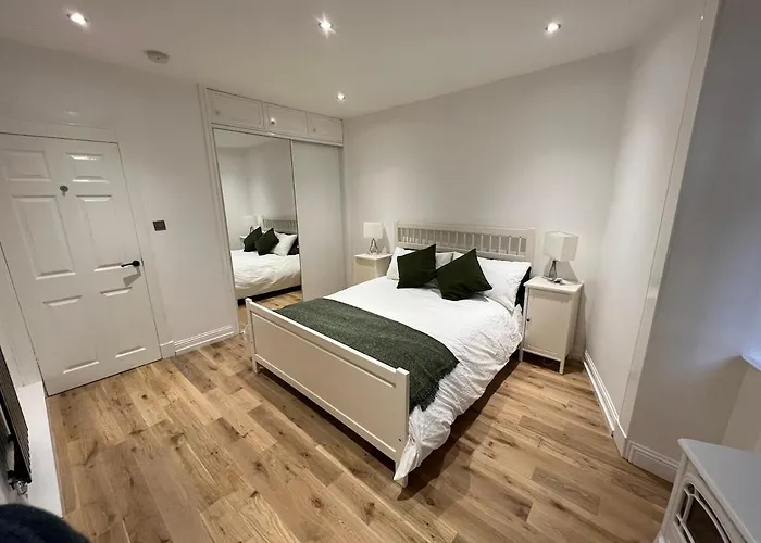 Stunning Refurbished Main Door Marchmont דירה