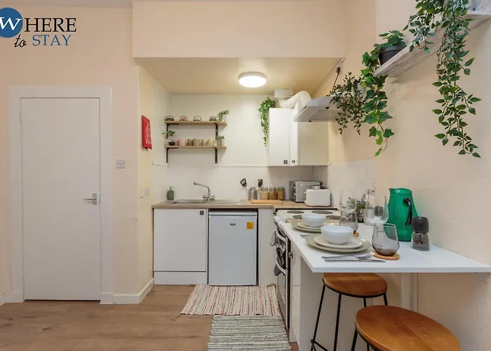 Cosy 1 Bed Flat Near City Centre *