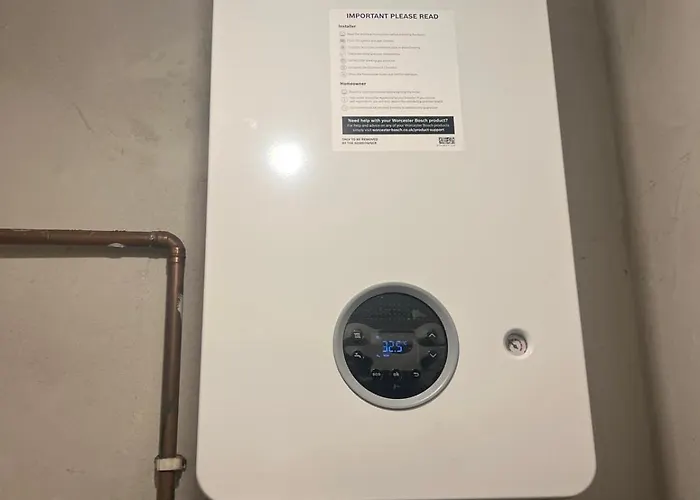 One Bedroom In Gorgie With New Heating System 爱丁堡