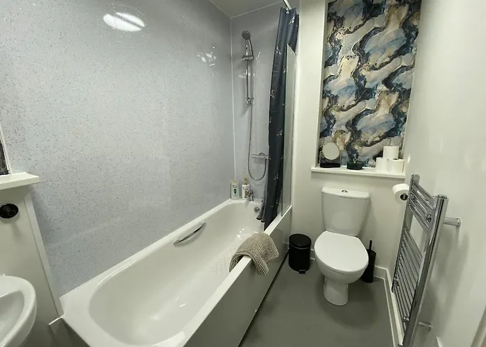 شقة Iona's Family Retreat B