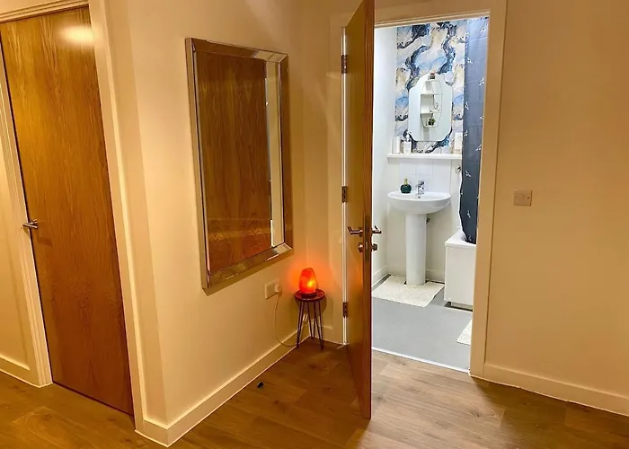 Iona's Family Retreat B *