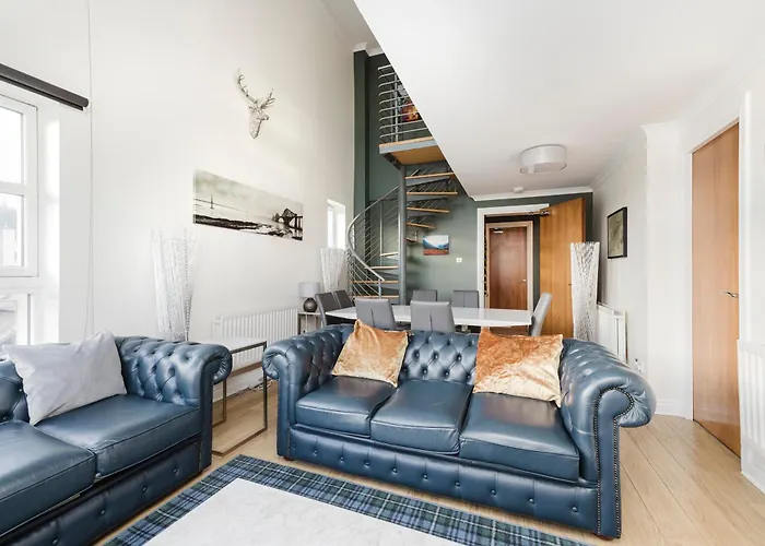 아파트 Joivy Stylish 3 Bed, 3 Bath Flat With Balcony In Old Town