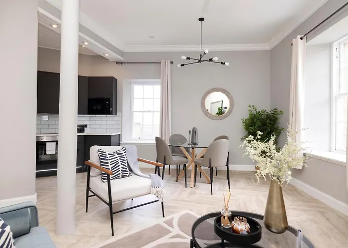 Castle View In The Heart Of Historic Old Town Εδιμβούργο