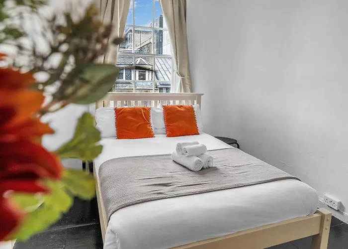 Lejlighed Super Spacious 4 Bed, Sleeps 6