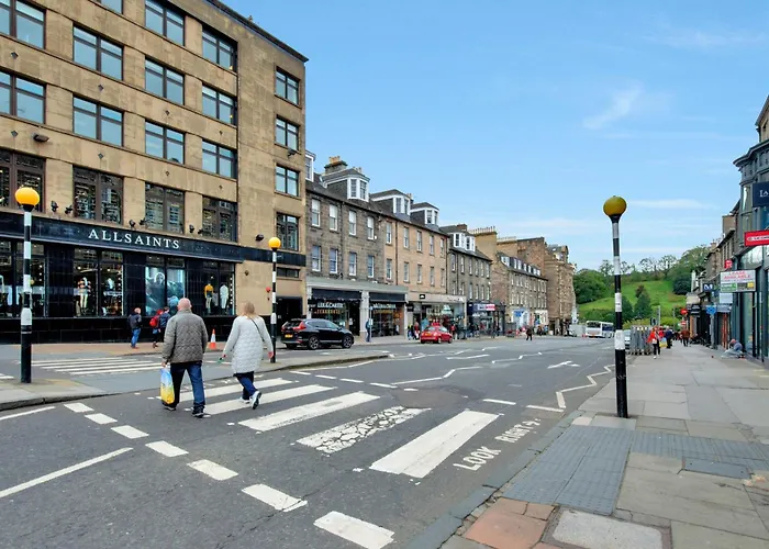 Large 3 Bed 3 Bath - New Town * Edinburgh