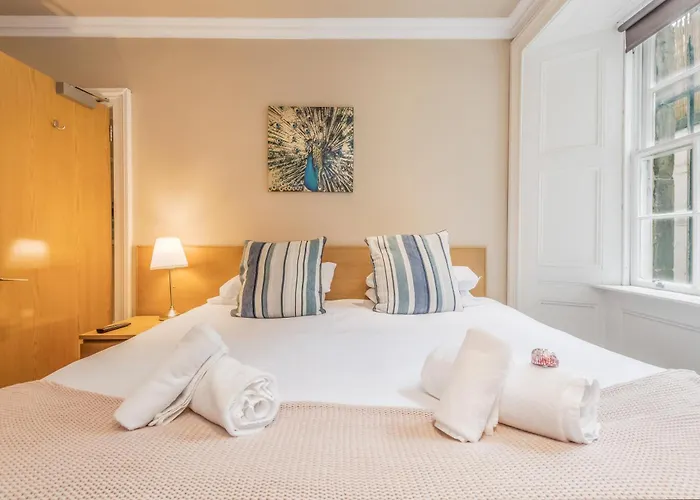 Large 3 Bed 3 Bath - New Town Appartement Edinburgh