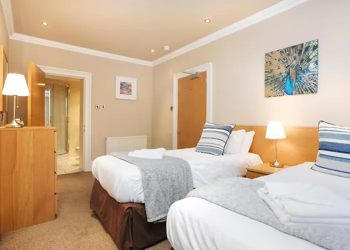 Large 3 Bed 3 Bath - New Town エディンバラ