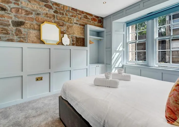 דירה Warden's Close אדינבורו