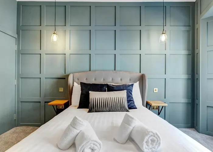 Warden's Close דירה