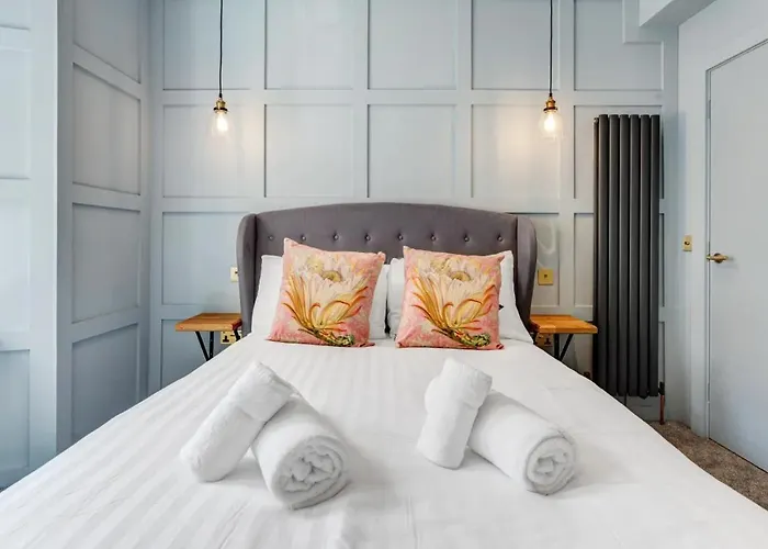 Warden's Close דירה