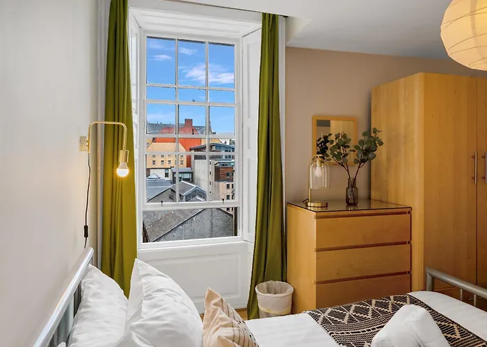 Gorgeous, Cozy 2br Royal Mile-old Town