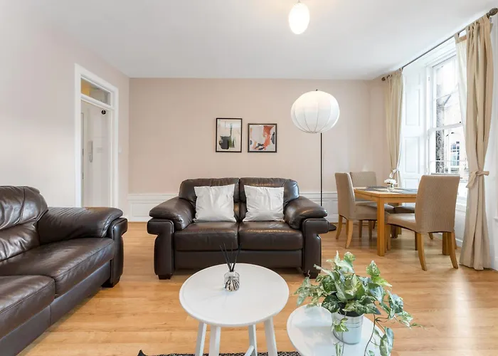 Gorgeous, Cozy 2br Royal Mile-old Town 爱丁堡