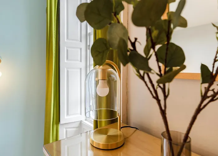 Gorgeous, Cozy 2br Royal Mile-old Town