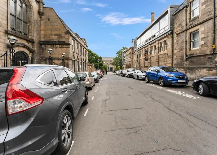 Gorgeous, Cozy 2br Royal Mile-old Town *