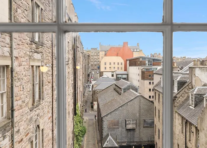 Gorgeous, Cozy 2br Royal Mile-old Town