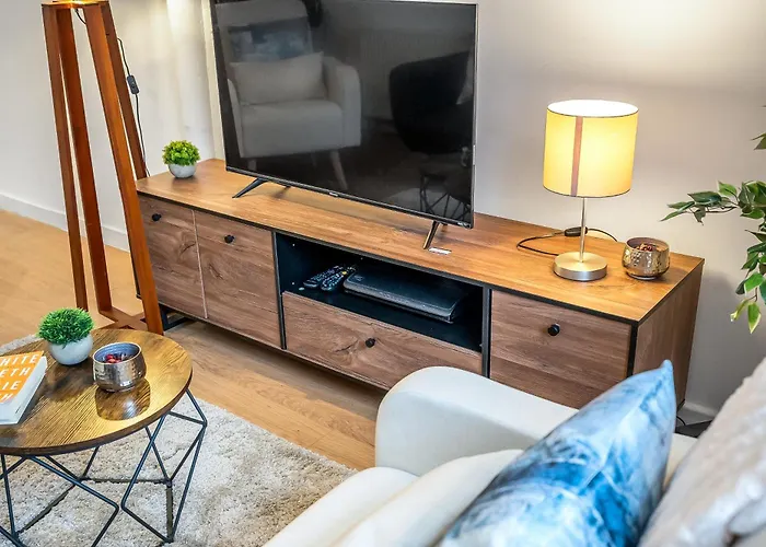 Lejlighed Cozy 2 Bed With Great View - Parking