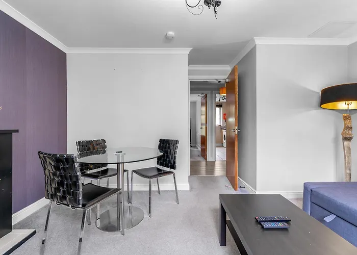 Comfy Place Off Royal Mile, With Parking Apartmán *