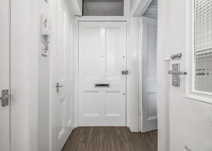 Cosy From Near Holyrood Palace * Εδιμβούργο