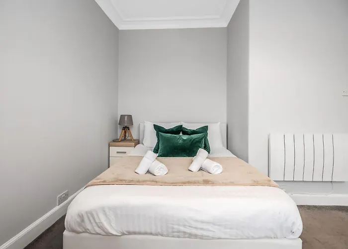 Apartment Cosy From Near Holyrood Palace
