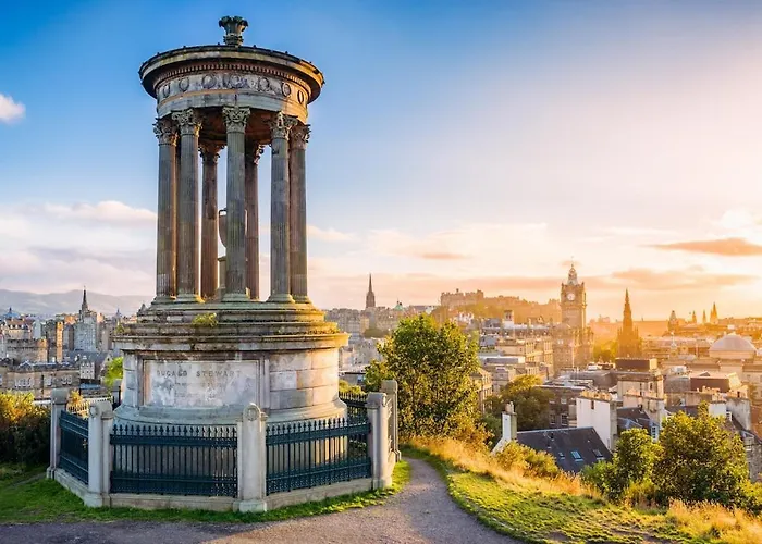 Stylish With Private Roof Terrace דירה