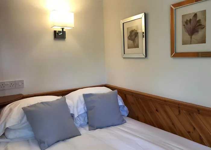 Stylish With Private Roof Terrace * אדינבורו