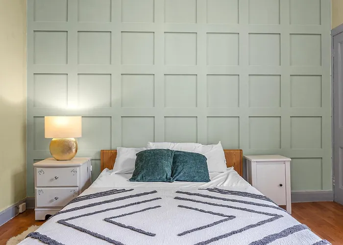 아파트 Central, Cozy 2br-1ba-haymarket - With Parking