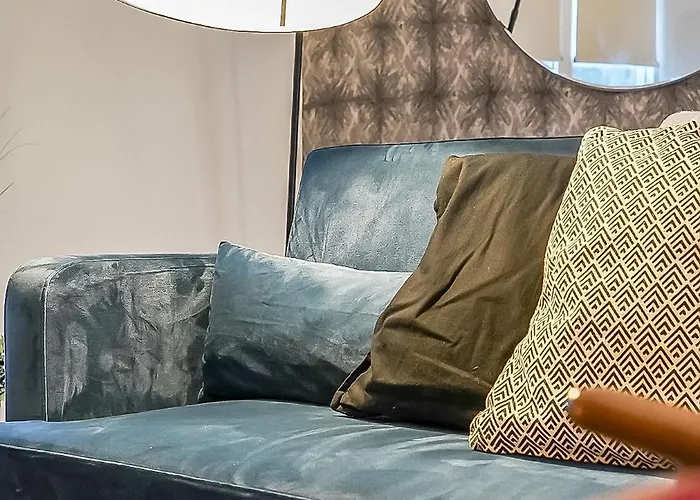 דירה Beautiful Designer 2 Bed 2 Bath Old Town - Parking אדינבורו