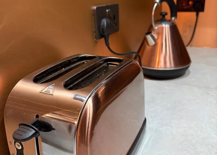 Two Bedroom Apartment-central Edinburgh-old Town-licensed Apartment Edinburgh