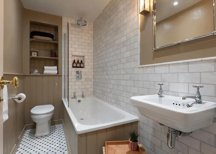 Luxury Mews In The Heart Of New Town
