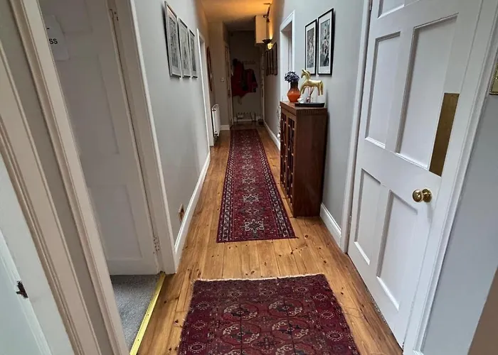 Stunning 2-bedroom Georgian Flat, Centre Appartamento *