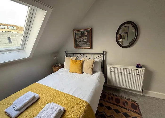 Lejlighed Stunning 2-bedroom Georgian Flat, Centre *
