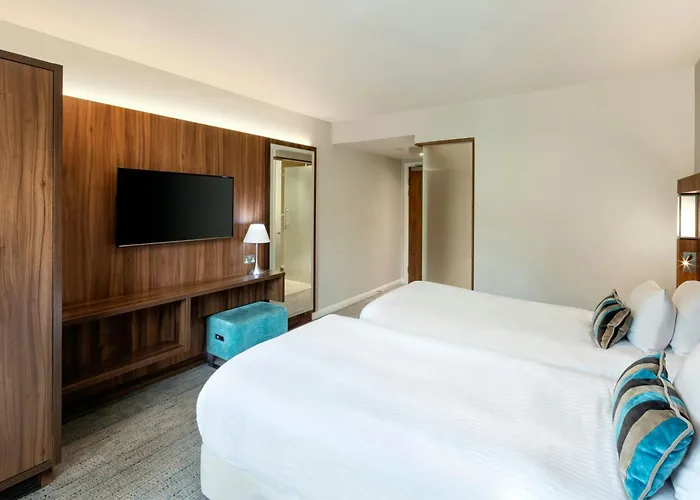 Courtyard By Marriott Edinburgh