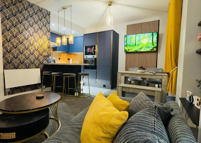 Two Bedroom Apartment-central Edinburgh-old Town-licensed