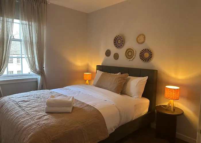 Nicolson Street Two Bedrooms