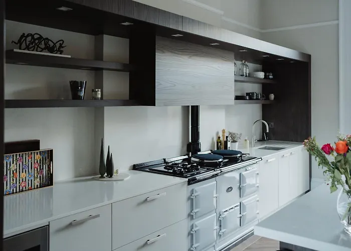 Prestigious Townhouse Close To Princes Street אדינבורו