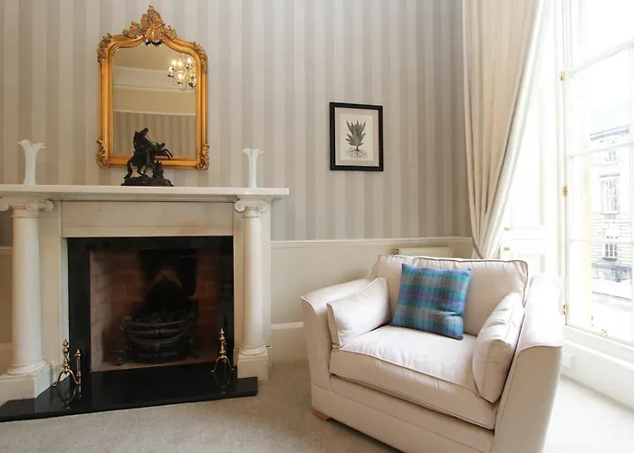 Escape To @ Albyn Place * Edinburgh
