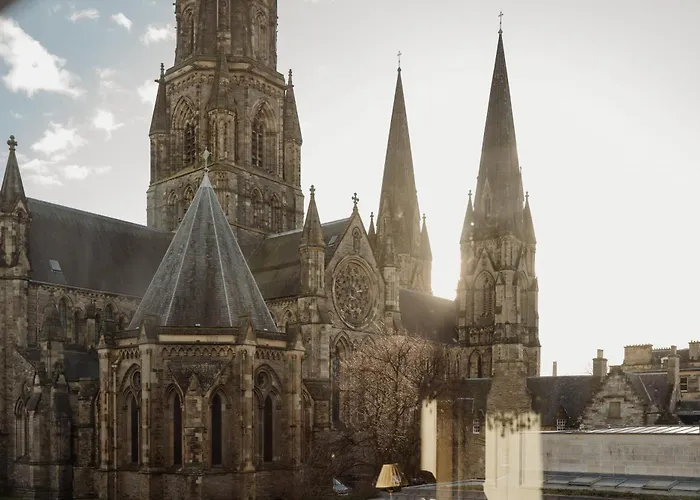 דירה Prestigious Townhouse Close To Princes Street אדינבורו