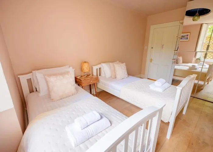 Апартаменты The Retreat Stockbridge