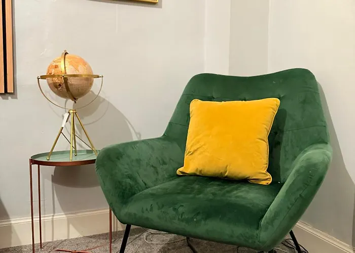 Apartment Two Bedroom Apartment-central Edinburgh-old Town-licensed Edinburgh
