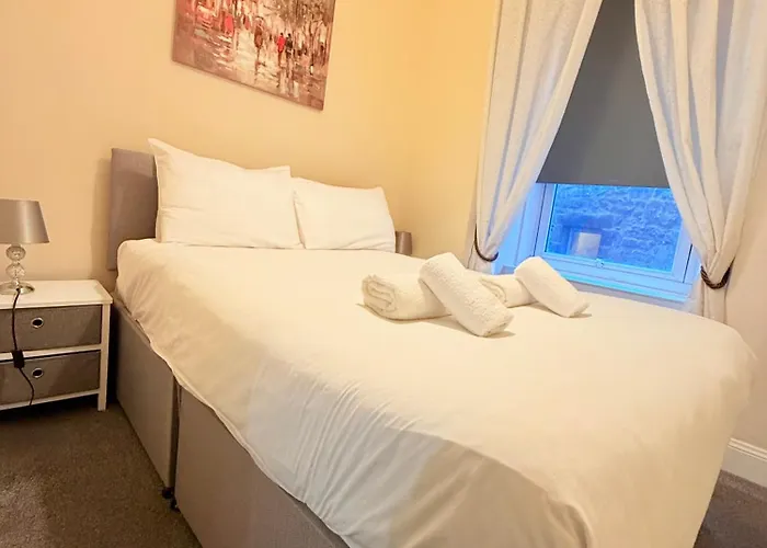 Apartment Two Bedroom Apartment-central Edinburgh-old Town-licensed Edinburgh