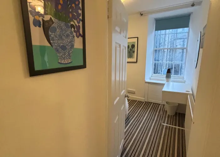 דירה Cozy Downtown אדינבורו