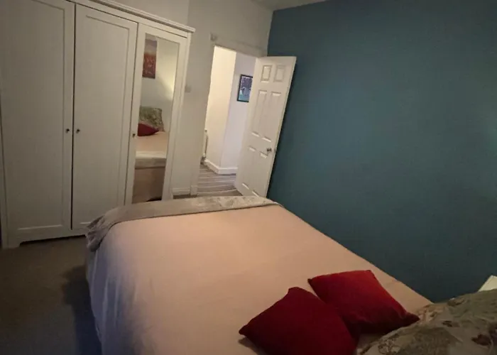 דירה Cozy Downtown *