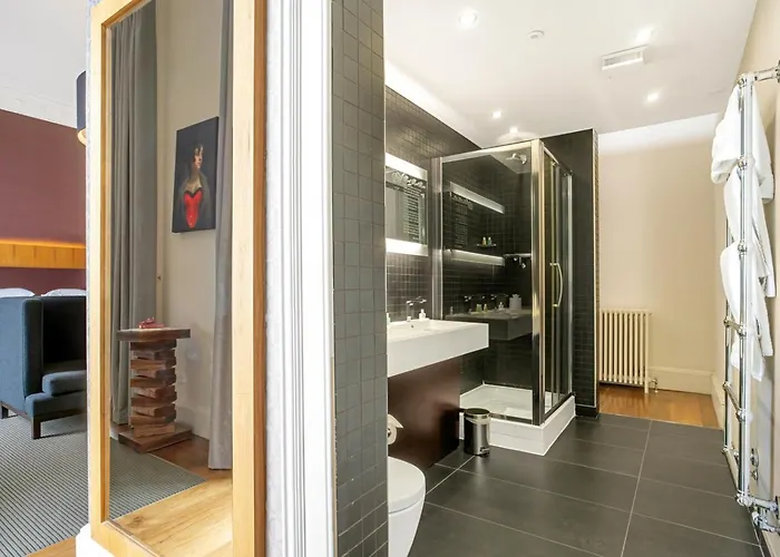 The Place 4* Edinburgh