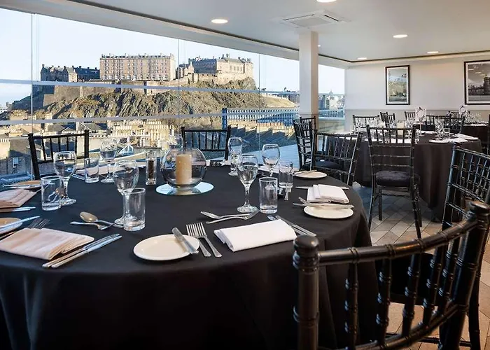 Doubletree By Hilton Centre 4*