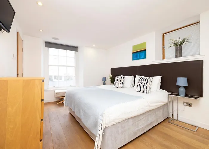 Joivy Superb Flats In The Heart Of