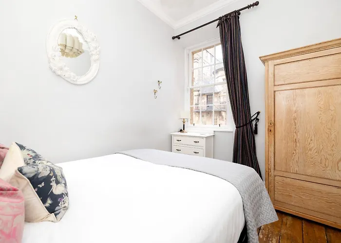 Joivy Classy Near Castle Apartment